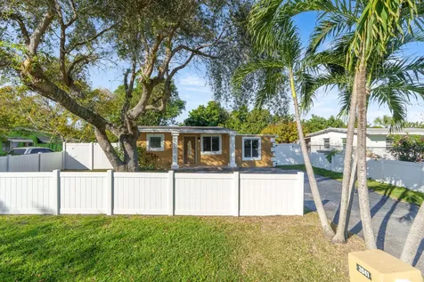 3041 E Palm Drive Boynton Beach FL 33435