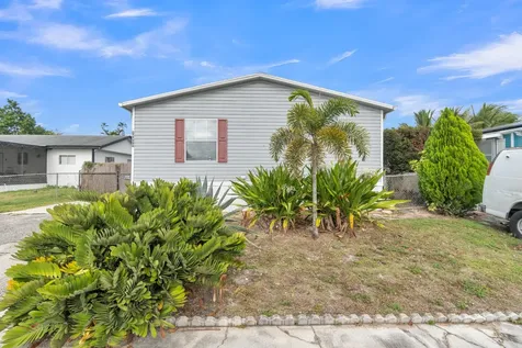 22937 Seaspray Place Boca Raton FL 33428