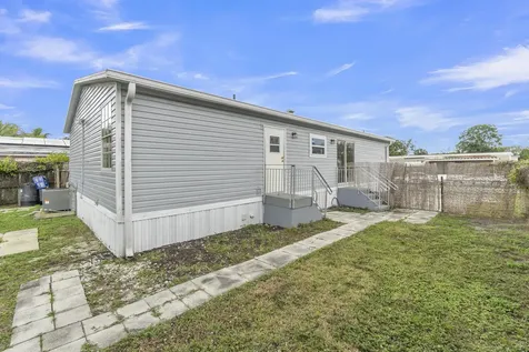 22937 Seaspray Place Boca Raton FL 33428