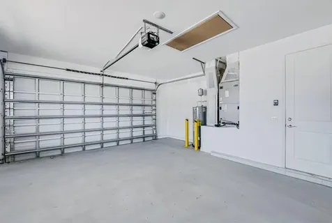 2092 Sw Airoso Boulevard Port Saint Lucie FL 34984