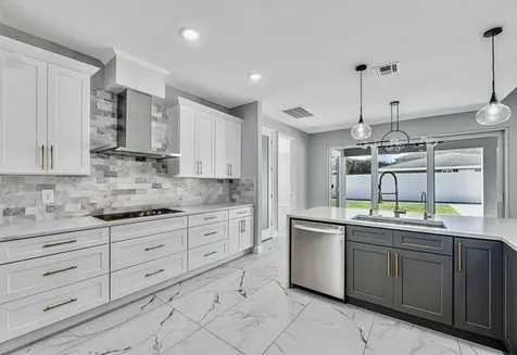 2092 Sw Airoso Boulevard Port Saint Lucie FL 34984