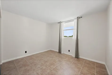 689 NE 6th Court Boynton Beach FL 33435