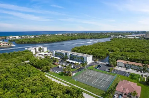 689 NE 6th Court Boynton Beach FL 33435
