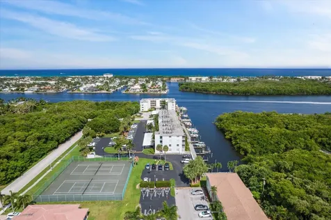 689 NE 6th Court Boynton Beach FL 33435
