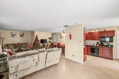 5697 Boynton Bay Circle Boynton Beach FL 33437