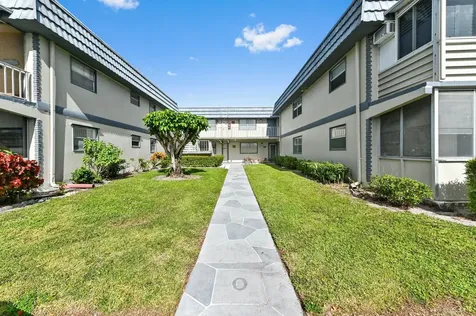 686 Brittany O Delray Beach FL 33446
