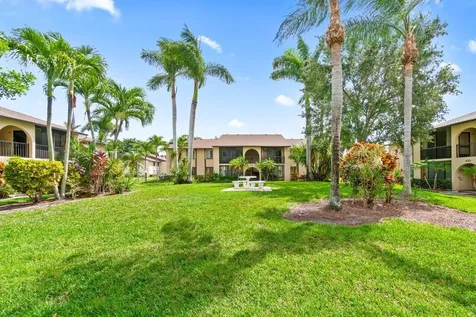 429 Pine Glen Lane Greenacres FL 33463