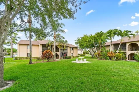 429 Pine Glen Lane Greenacres FL 33463