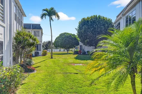 3160 Lake Osborne Drive Lake Worth Beach FL 33461