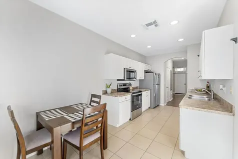 2186 Se Destin Drive Port Saint Lucie FL 34952