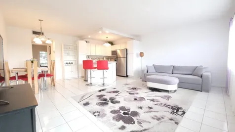 405 Southampton A West Palm Beach FL 33417