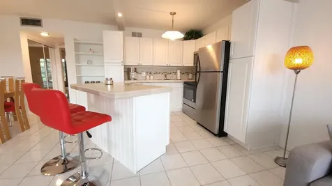 405 Southampton A West Palm Beach FL 33417