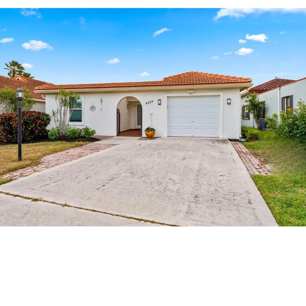 8329 Bonita Isle Drive Lake Worth FL 33467