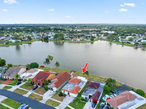 8329 Bonita Isle Drive Lake Worth FL 33467
