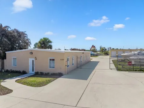 4234 U.s. Route 1 Grant Valkaria FL 32949