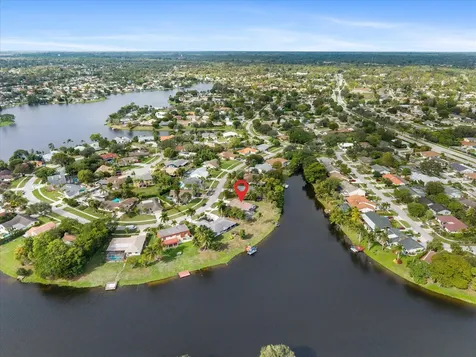 1364 Sailboat Circle Wellington FL 33414