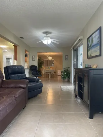 1601 Sw 18th Street Boynton Beach FL 33426