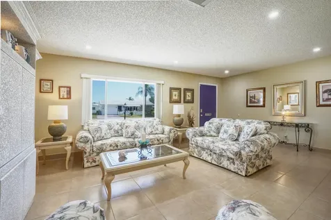1601 Sw 18th Street Boynton Beach FL 33426