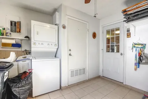 1601 Sw 18th Street Boynton Beach FL 33426