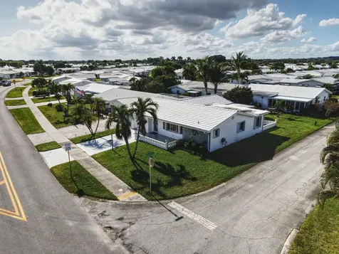 1601 Sw 18th Street Boynton Beach FL 33426
