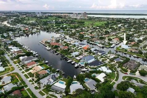 643 Pilot Road North Palm Beach FL 33408