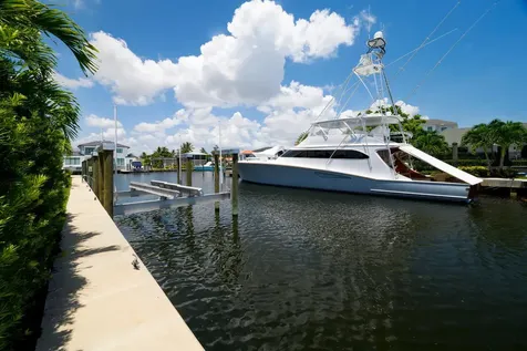 643 Pilot Road North Palm Beach FL 33408