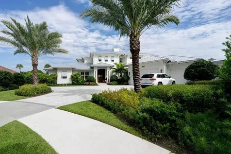 643 Pilot Road North Palm Beach FL 33408