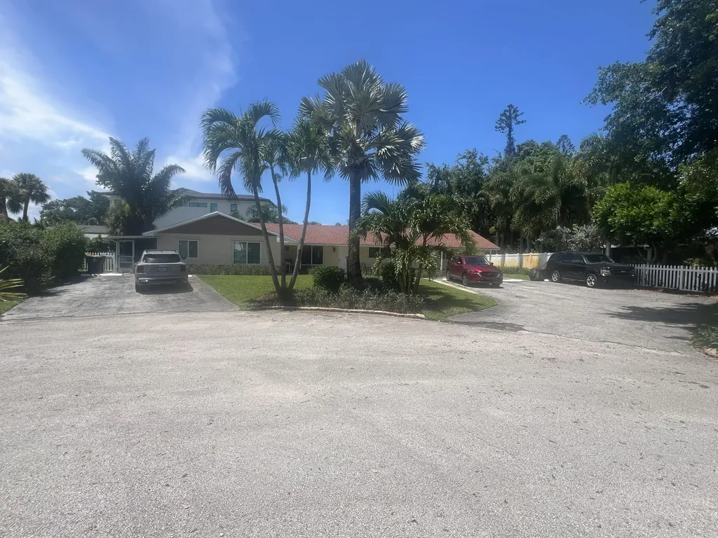2081 Joy Rene Lane North Palm Beach FL 33408