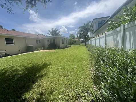2081 Joy Rene Lane North Palm Beach FL 33408