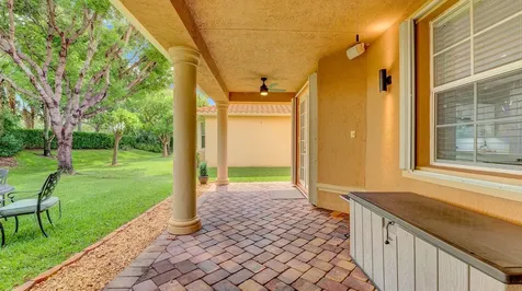 10641 Willow Oak Court Wellington FL 33414