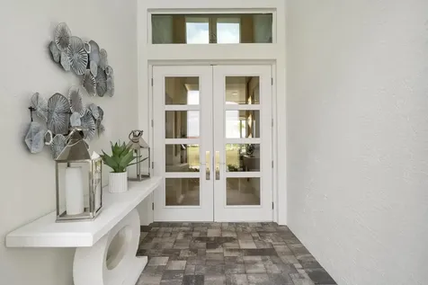 106 Se Via San Marino Port Saint Lucie FL 34984