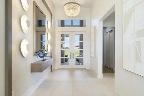 106 Se Via San Marino Port Saint Lucie FL 34984