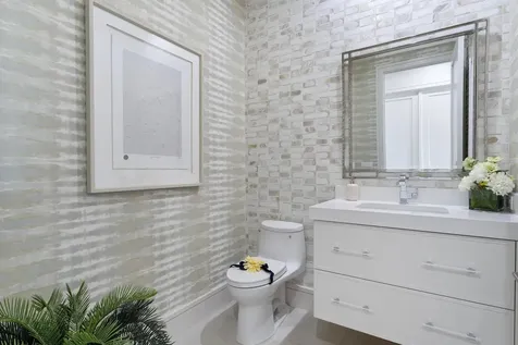 106 Se Via San Marino Port Saint Lucie FL 34984