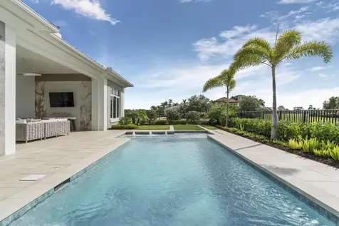 106 Se Via San Marino Port Saint Lucie FL 34984