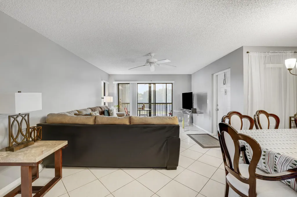 821 Sky Pine Way Greenacres FL 33415