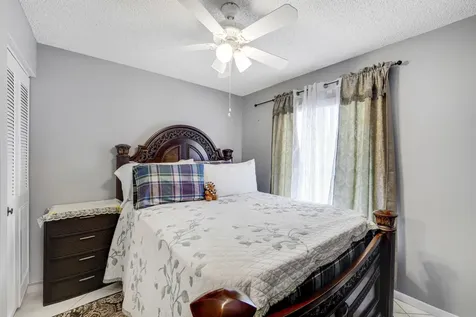821 Sky Pine Way Greenacres FL 33415