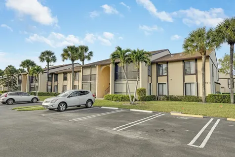 821 Sky Pine Way Greenacres FL 33415