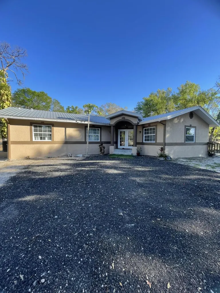 1220 A Road LaBelle FL 33935