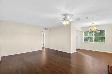 200 Northampton J West Palm Beach FL 33417