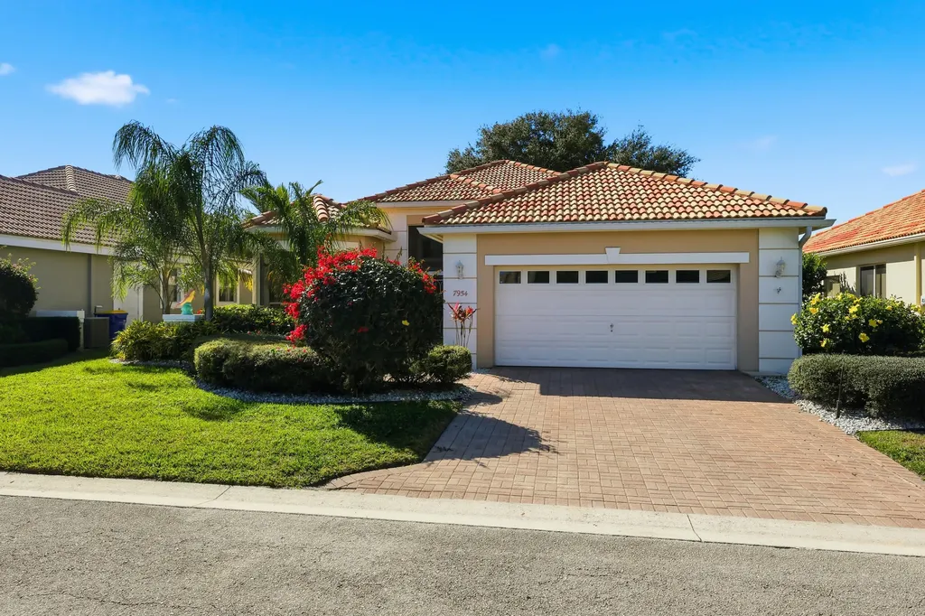 7954 Se Hempstead Circle Hobe Sound FL 33455