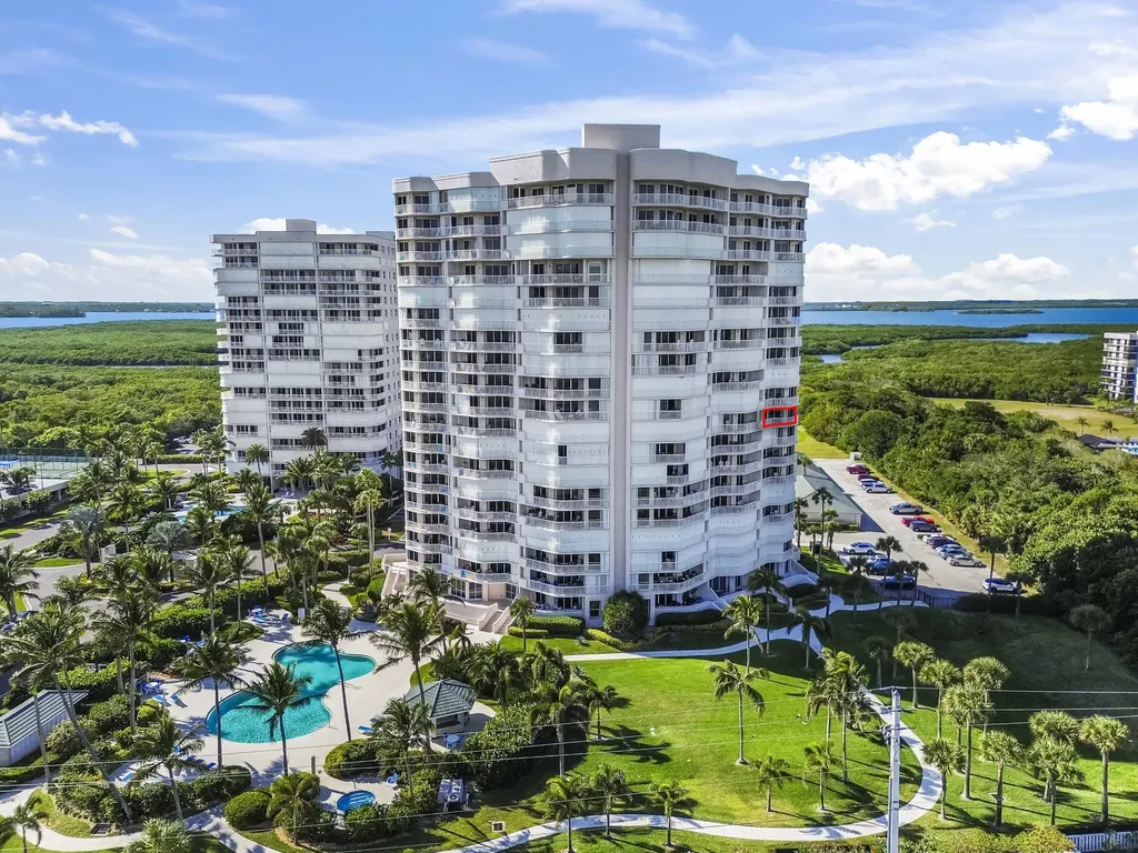 5051 N Highway A1a Hutchinson Island FL 34949