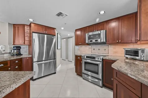 5051 N Highway A1a Hutchinson Island FL 34949
