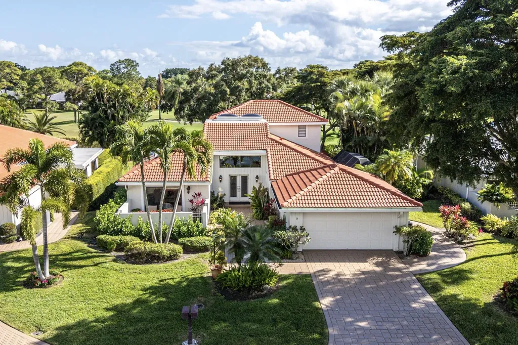 39 Estate Drive Boynton Beach FL 33436