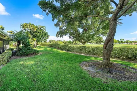 39 Estate Drive Boynton Beach FL 33436