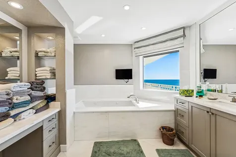19950 Beach Road Jupiter FL 33469