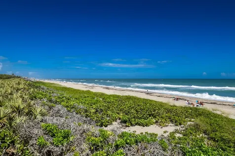 579 Ne Plantation Road Stuart FL 34996