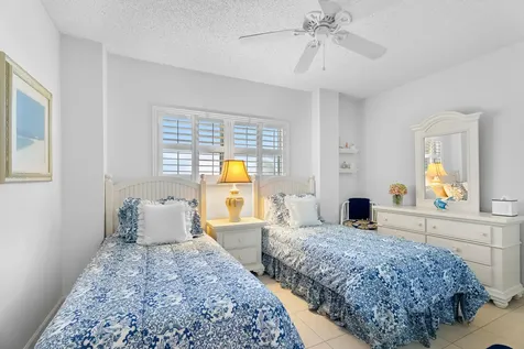 579 Ne Plantation Road Stuart FL 34996