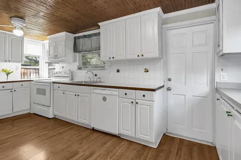 421 S L Street Lake Worth Beach FL 33460