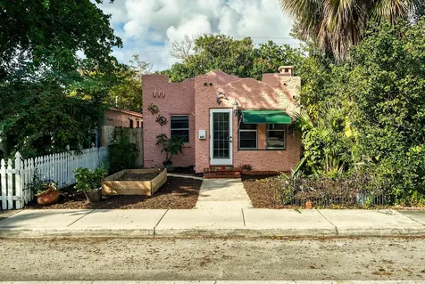 421 S L Street Lake Worth Beach FL 33460