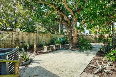 421 S L Street Lake Worth Beach FL 33460